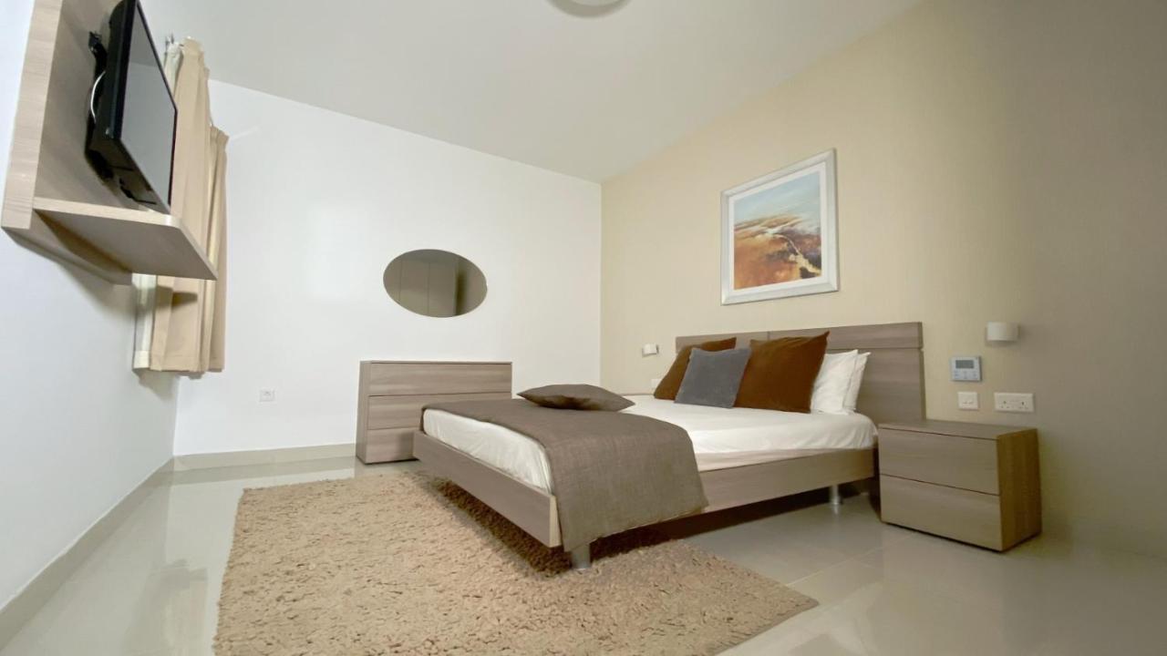 Apartamento Point Sliema Sea Front Exterior foto