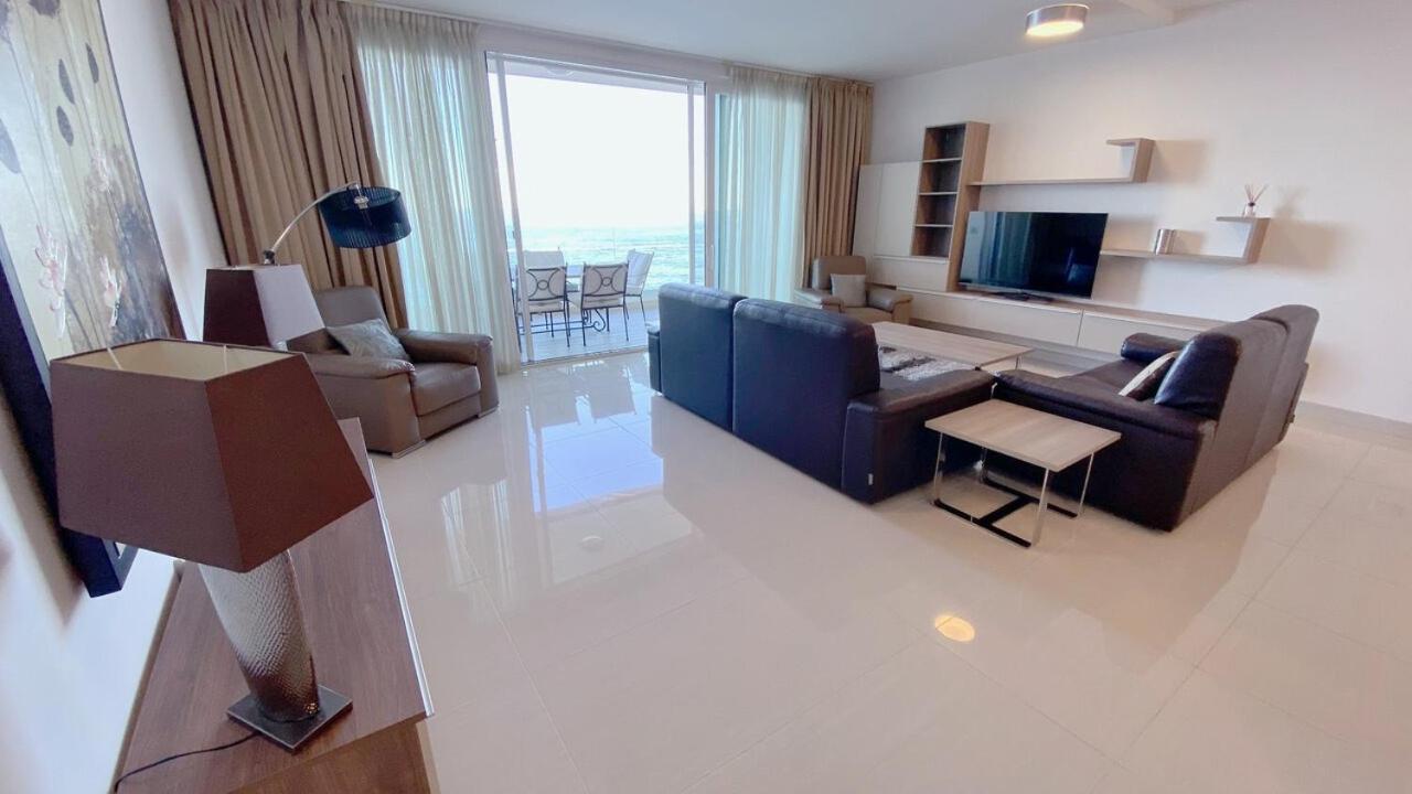 Apartamento Point Sliema Sea Front Exterior foto