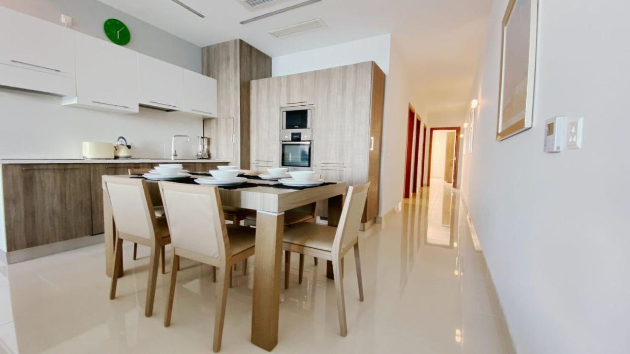 Apartamento Point Sliema Sea Front Exterior foto